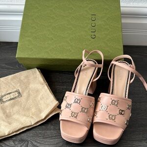 Gucci sandals
